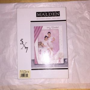 NIB Malden Frame